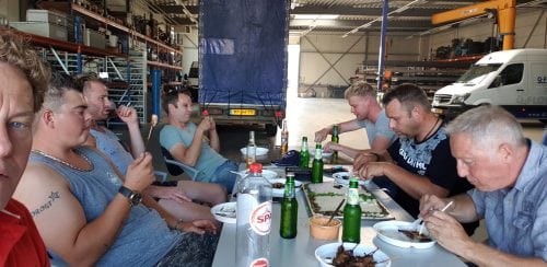 Jaarlijkse Q-Flow Barbecue